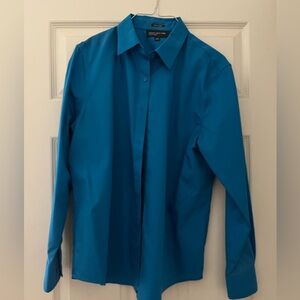 Jones New York Teal Button-Up Shirt. Beautiful